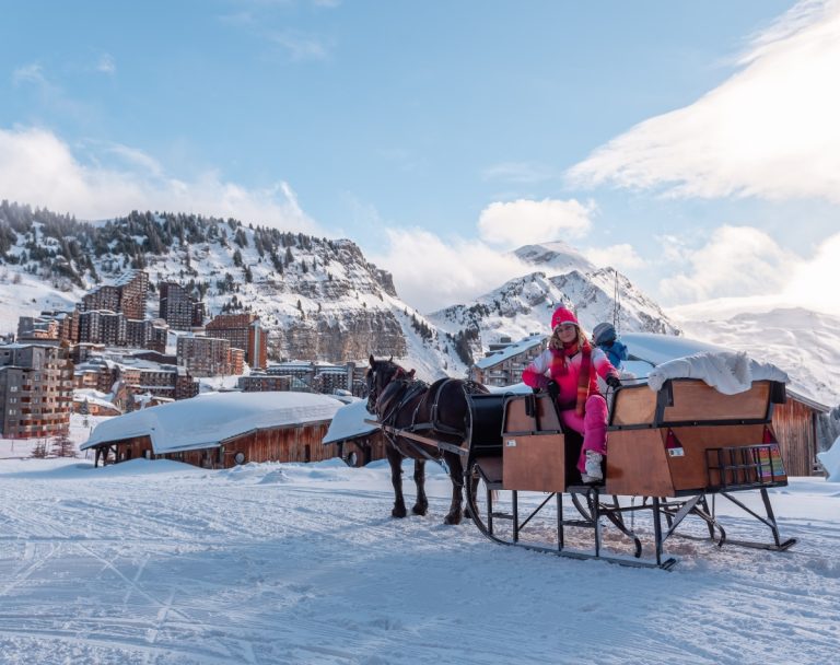 Avoriaz Portes du Soleil скијање од бајките низ Франција и Швајцарија
